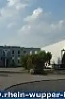 2-geschossiges Bürogebäude mit Halle / Lagerhalle / Gewerbehalle